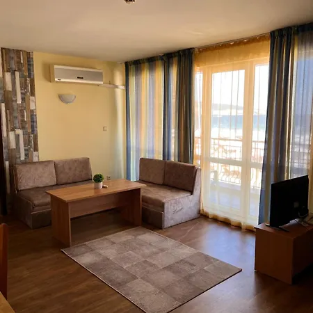 Star Солнечный берег